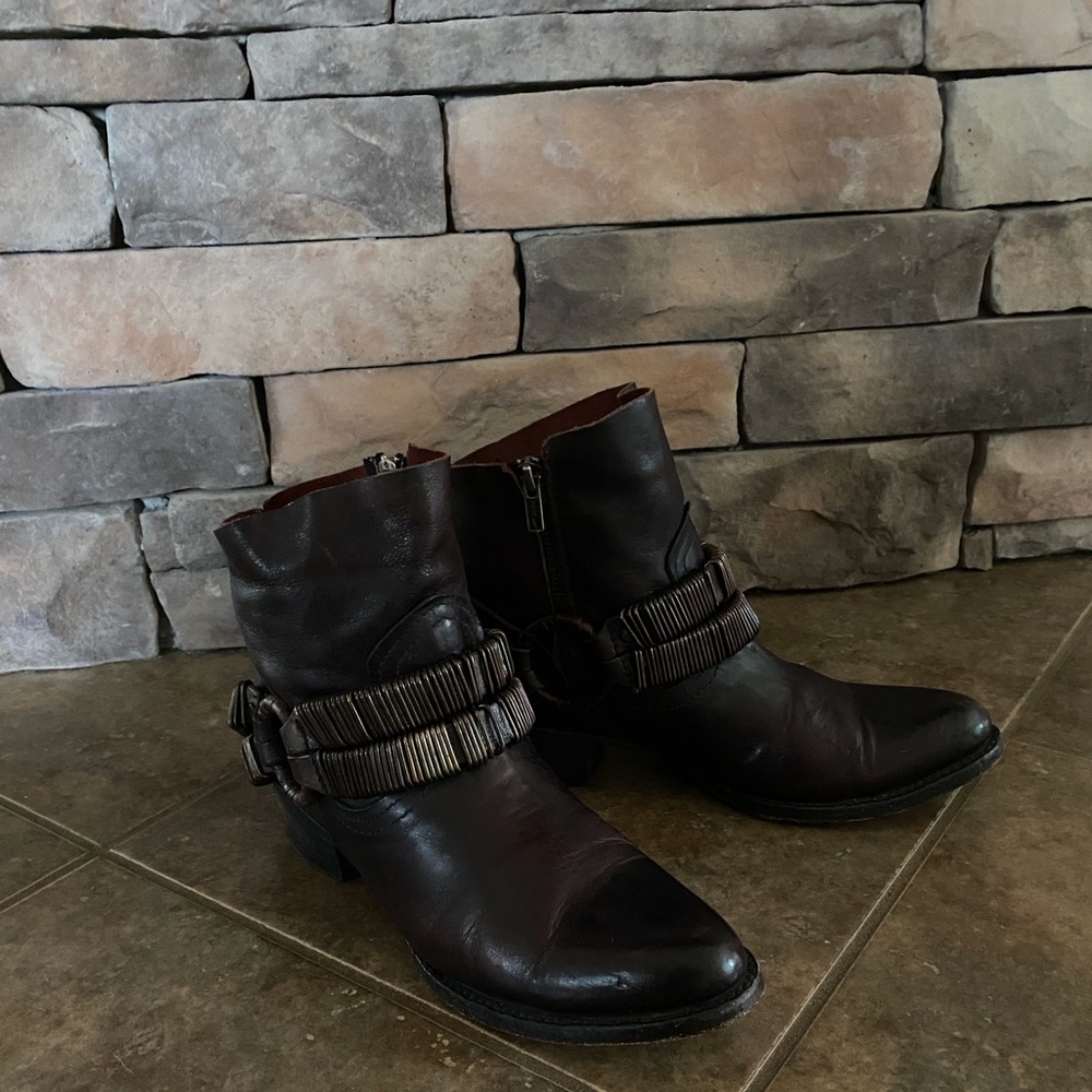 Freebird booties
